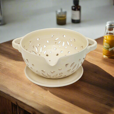 Pottery Strainer with Plate