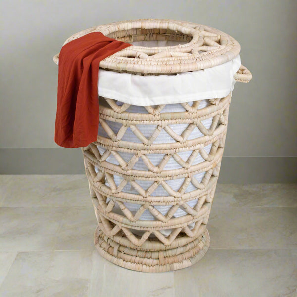 Laundry Basket - Lid With A Hole