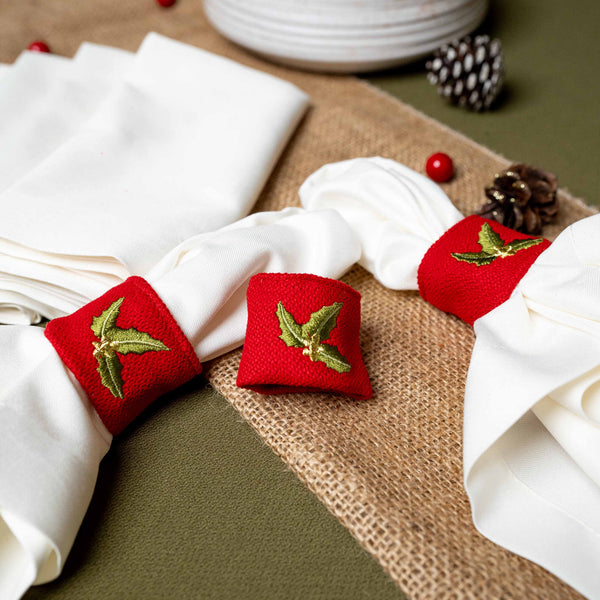 Winterberry Velvet Napkin Holder Ring Set