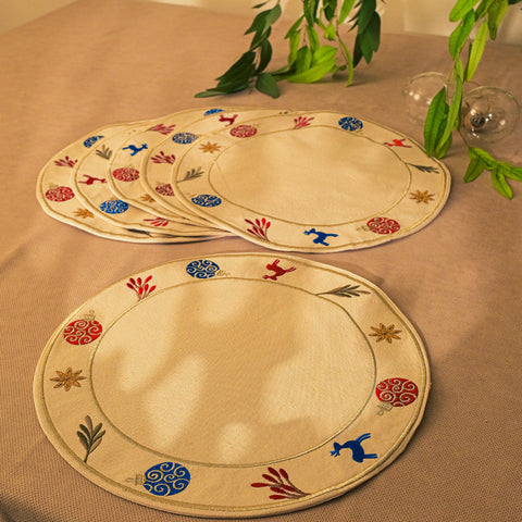 Festive ornaments Placemat Set Of 6