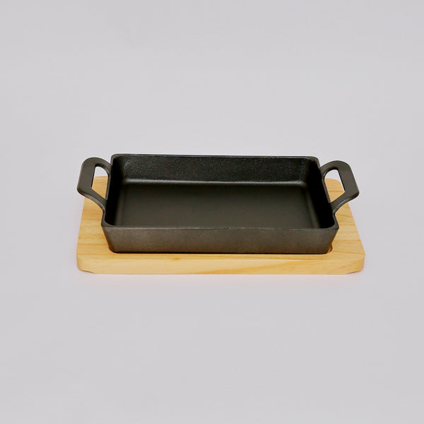 Cast Iron Pan With Wooden Base 29x16 cm