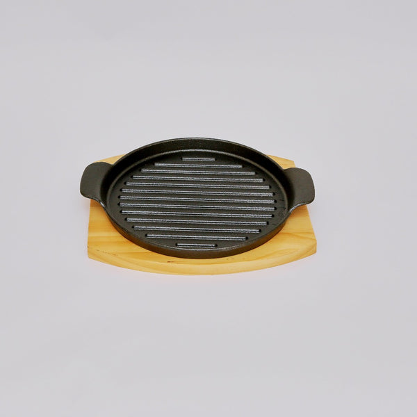 Cast Iron Pan With Wooden Base 30x 25 cm