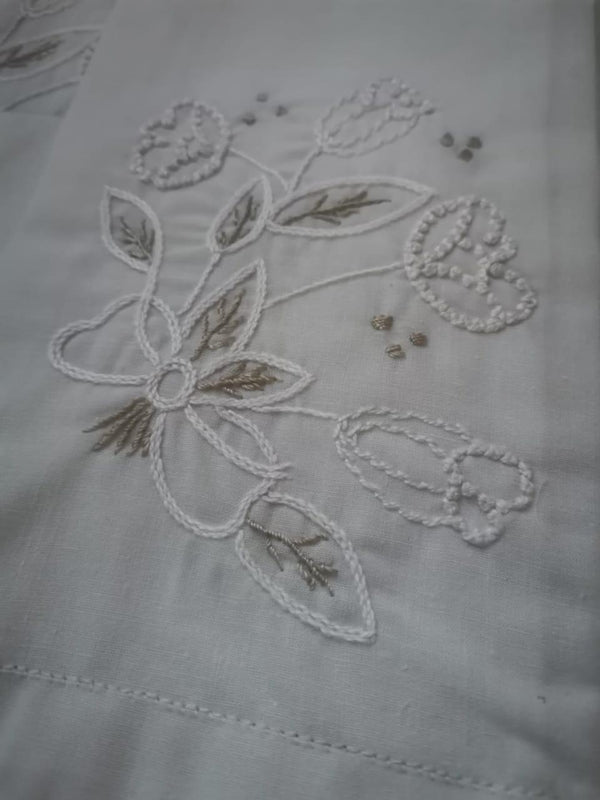 Cotton Hand-embroidered Guest Towel