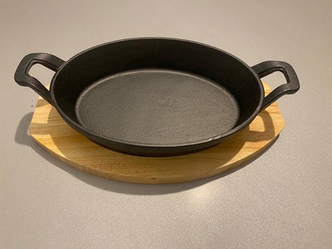 Cast Iron Pan With Wooden Base 25cm