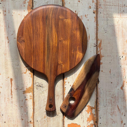 Wooden Pizza Plate With Wooden Pizza Cutter