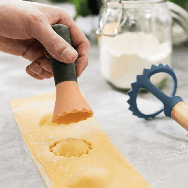 Mini Ravioli Stamp Pp Handle - chefmay.com